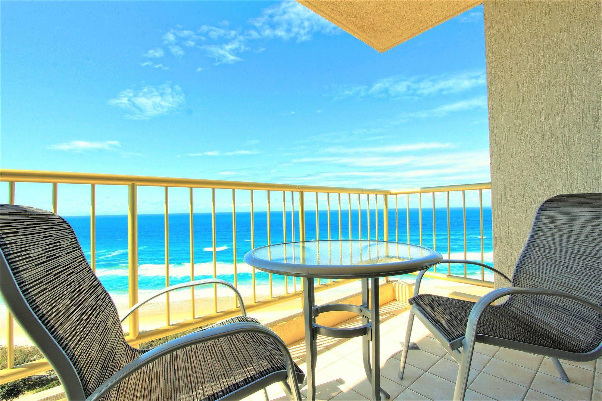 غولد كوست Capricorn One Beachside Holiday Apartments - Official المظهر الخارجي الصورة
