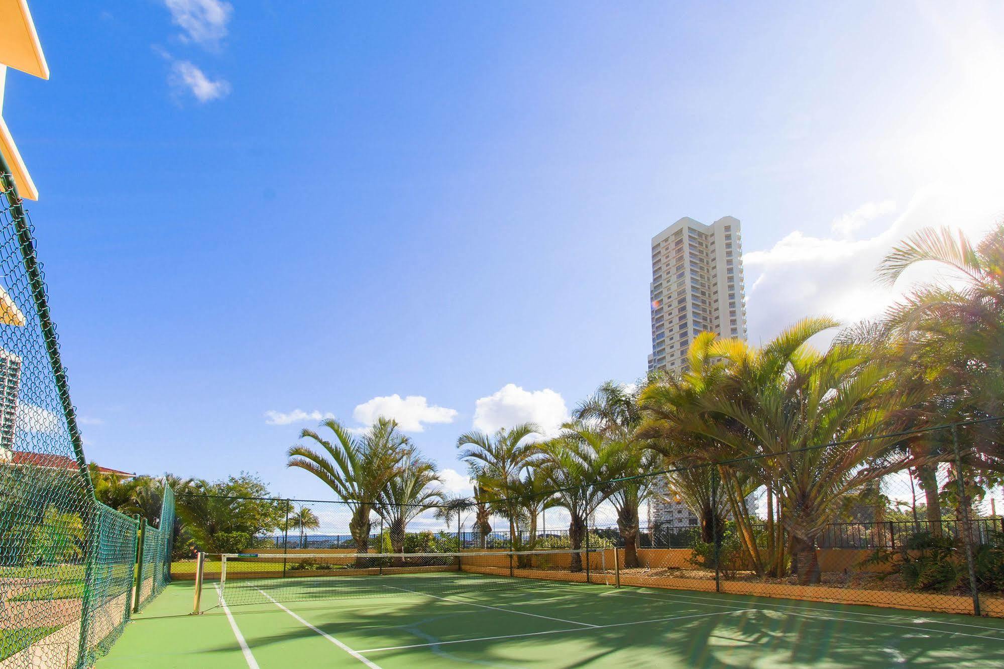 غولد كوست Capricorn One Beachside Holiday Apartments - Official المظهر الخارجي الصورة